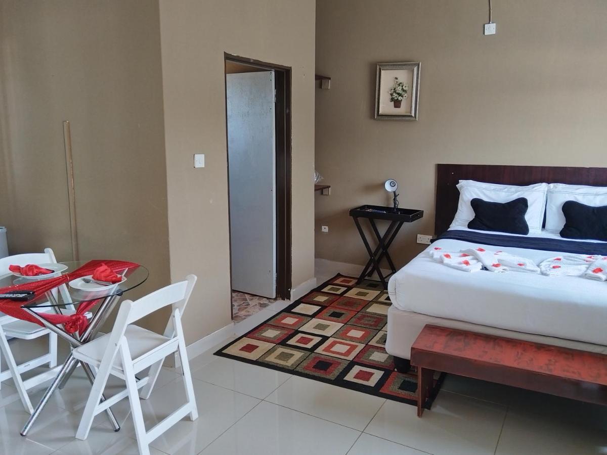קסנה Looks Cottages Self Catering Apartments מראה חיצוני תמונה