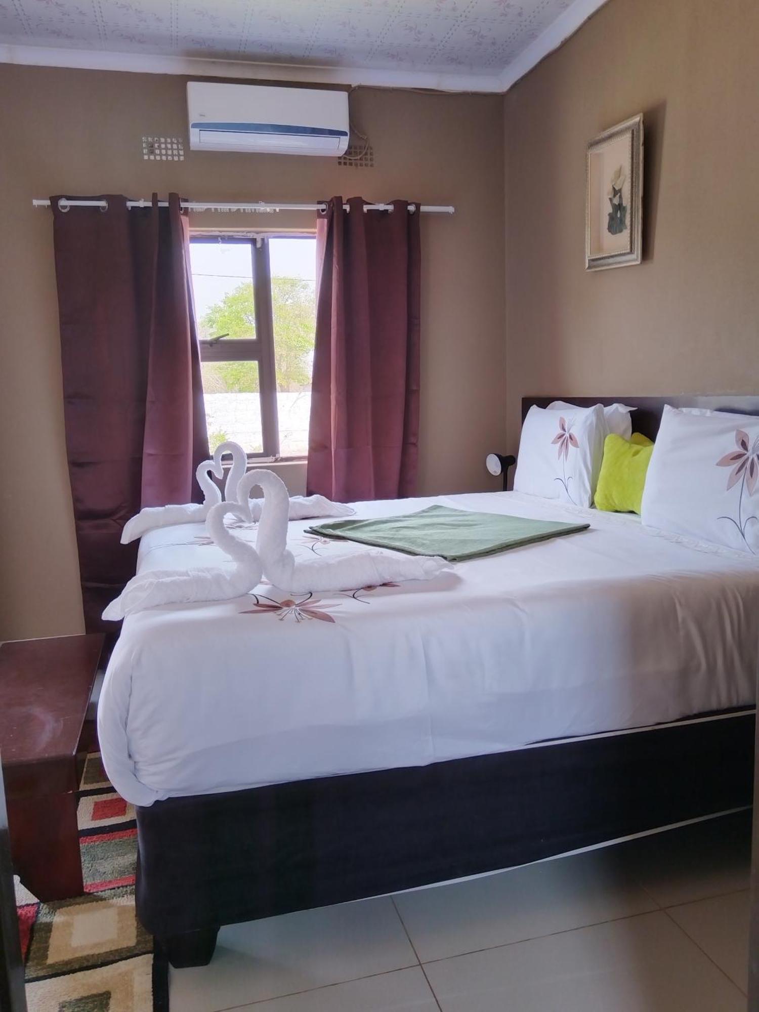 קסנה Looks Cottages Self Catering Apartments מראה חיצוני תמונה